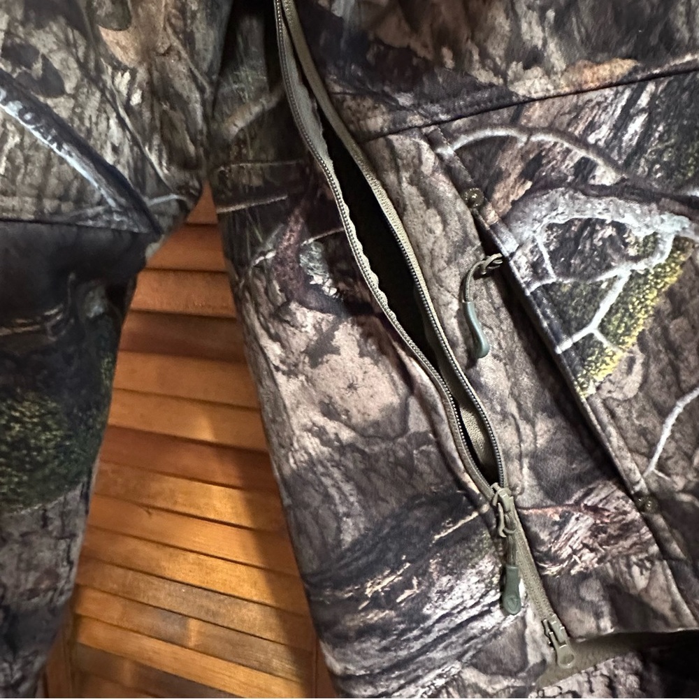 Mossy Oak Woodland Camo Jacket - Picture 5 of 10